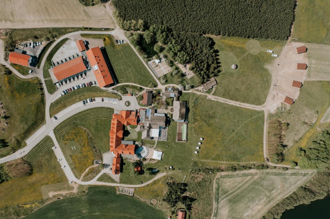 Osada Gleboczek. Vine Resort&Spa Wielki Głęboczek Esterno foto