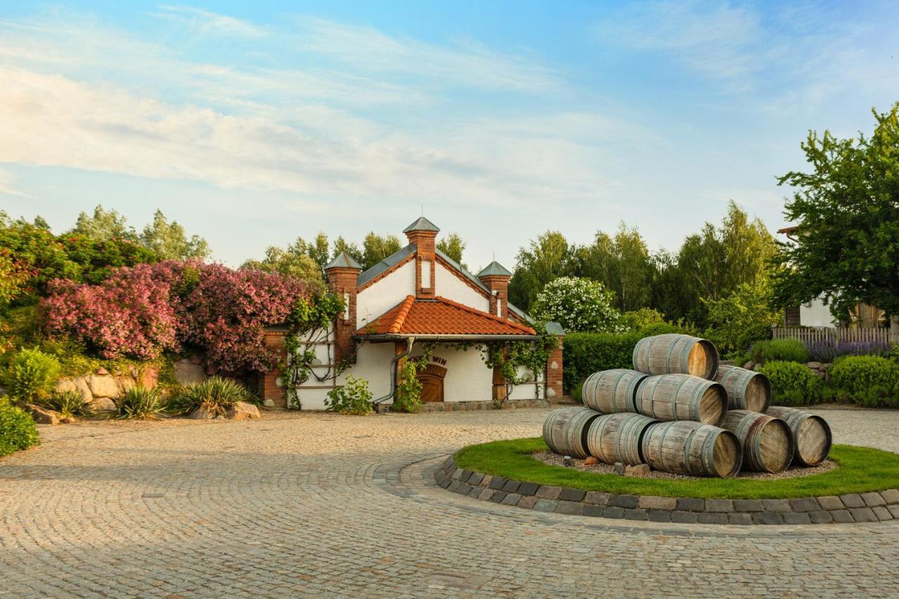 Osada Gleboczek. Vine Resort&Spa Wielki Głęboczek Esterno foto