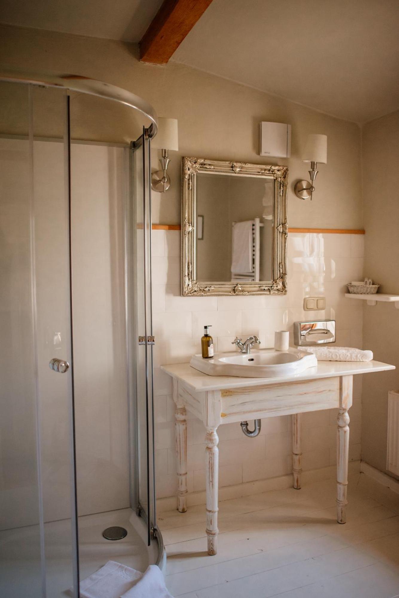 Osada Gleboczek. Vine Resort&Spa Wielki Głęboczek Esterno foto