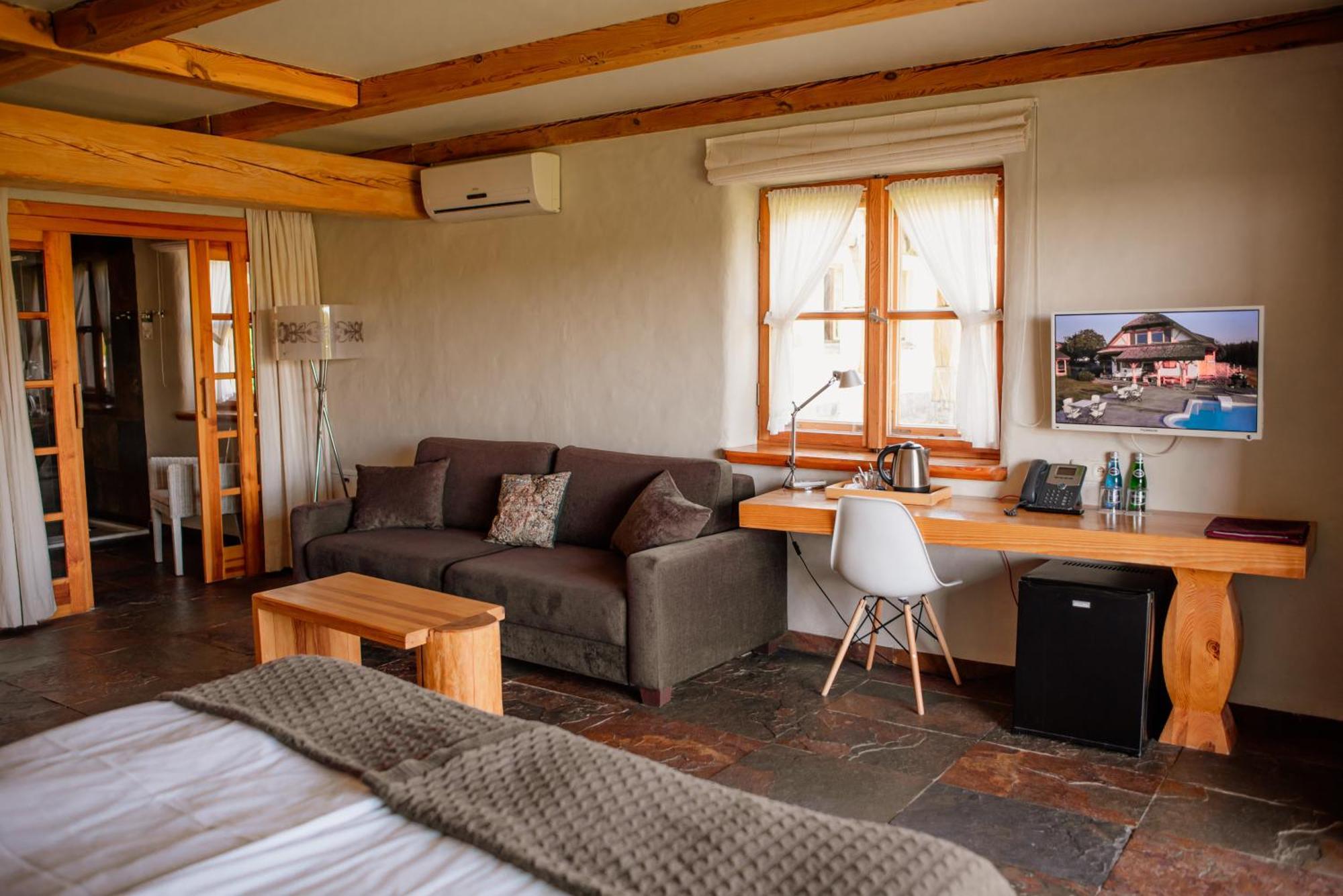 Osada Gleboczek. Vine Resort&Spa Wielki Głęboczek Esterno foto