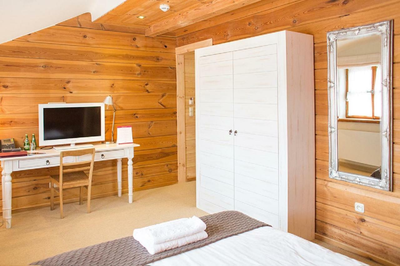 Osada Gleboczek. Vine Resort&Spa Wielki Głęboczek Esterno foto